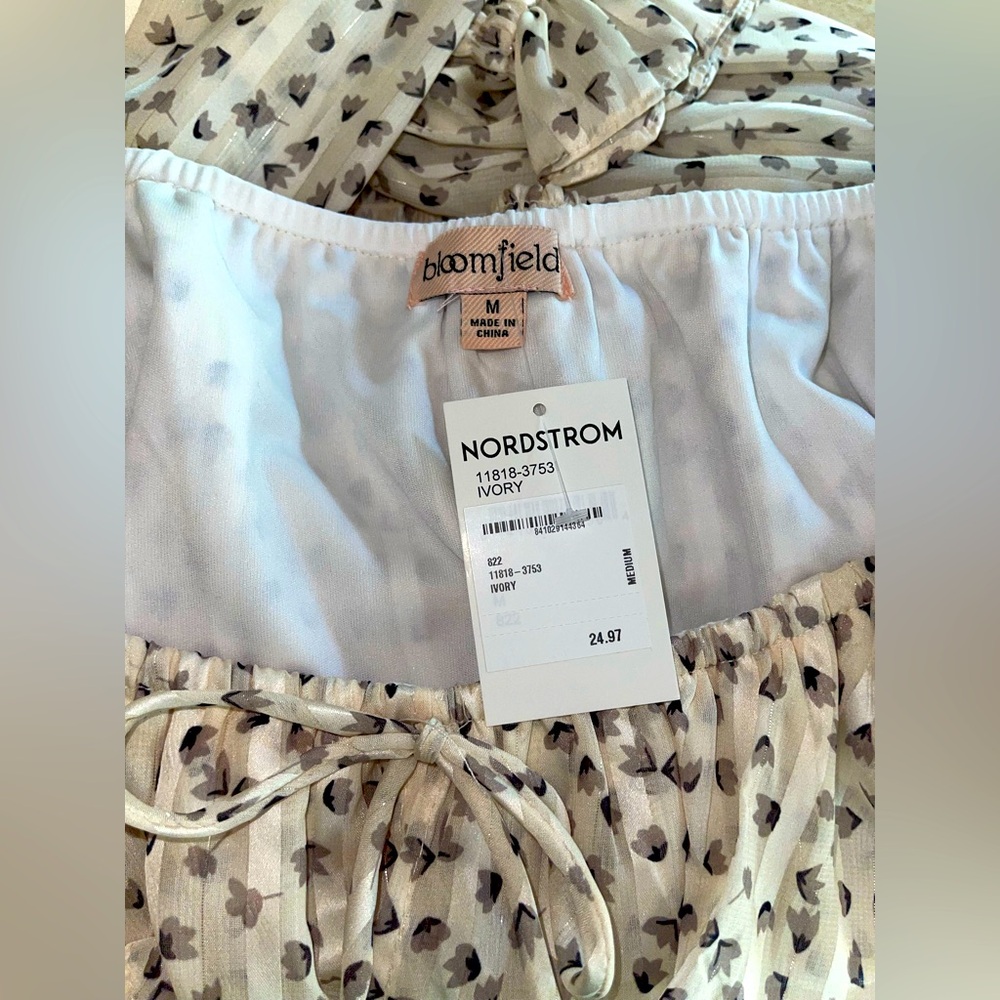 “NWT” BLOOMFIELD FOR NORDSTROM IVORY LONG SLEEVE & LINED LADIES BLOUSE, SIZE MED - Picture 4 of 4